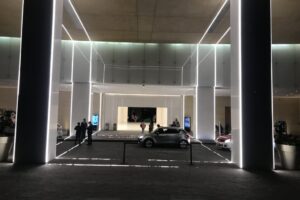 ILUMINACION ANTARA MOTOR LOBBY